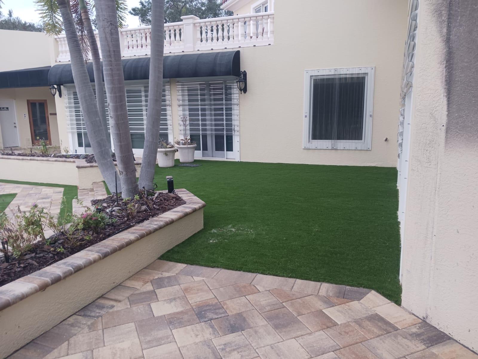 Modern Outdoor Layout